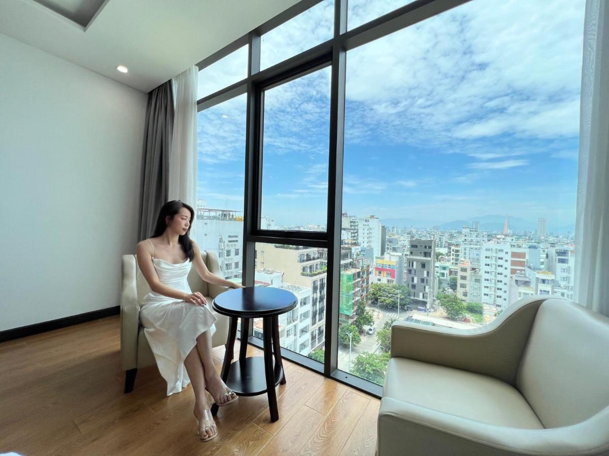 Golden Line Hotel Danang Zewnętrze zdjęcie