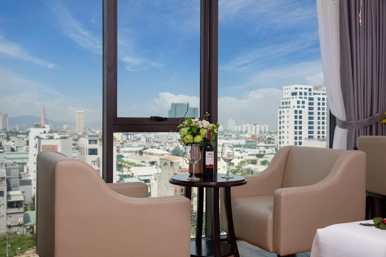 Golden Line Hotel Danang Zewnętrze zdjęcie