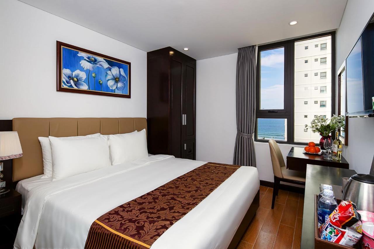 Golden Line Hotel Danang Zewnętrze zdjęcie