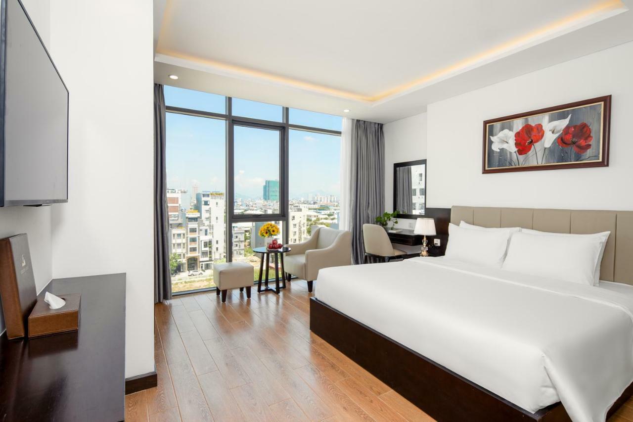 Golden Line Hotel Danang Zewnętrze zdjęcie