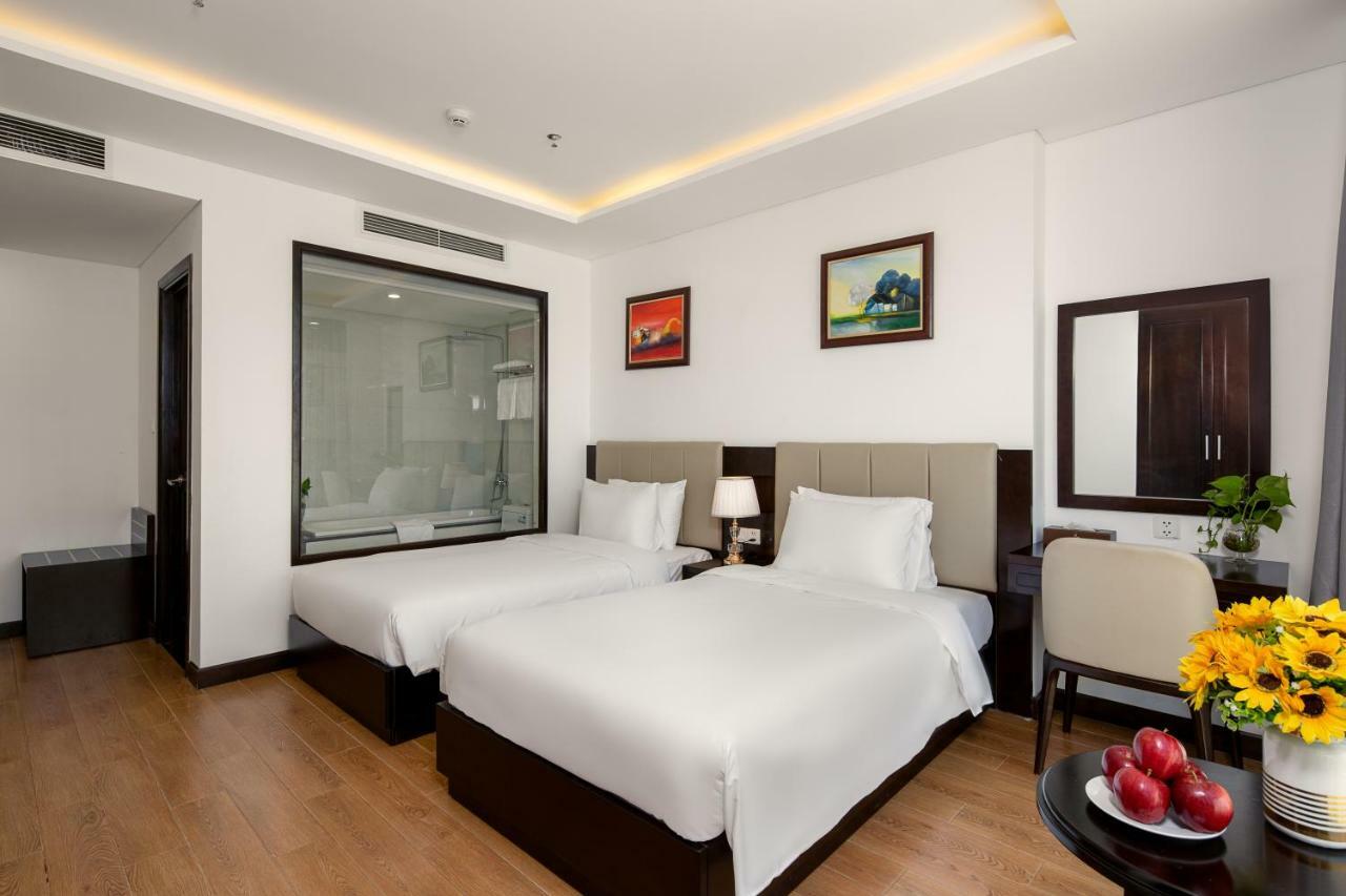 Golden Line Hotel Danang Zewnętrze zdjęcie