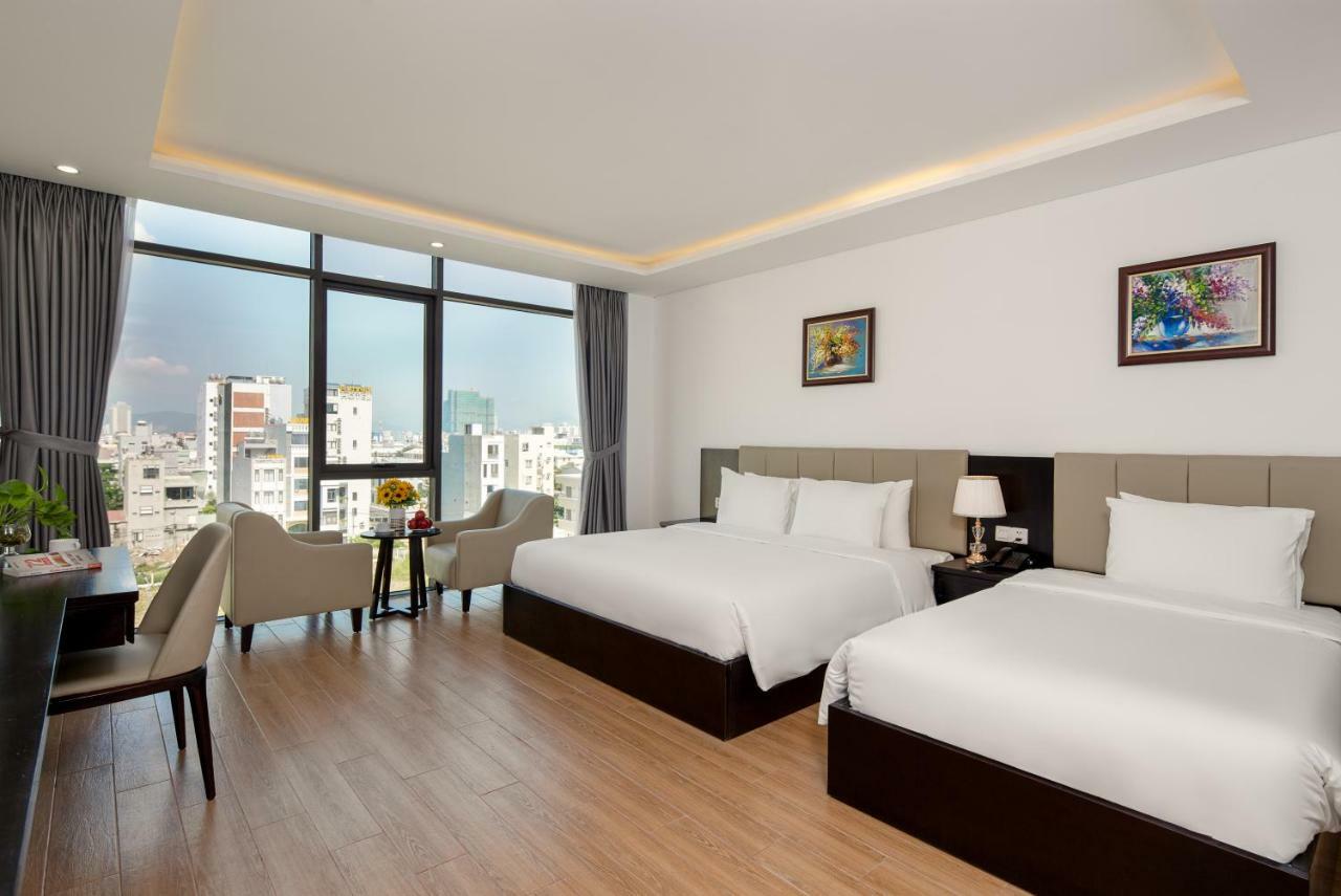 Golden Line Hotel Danang Zewnętrze zdjęcie