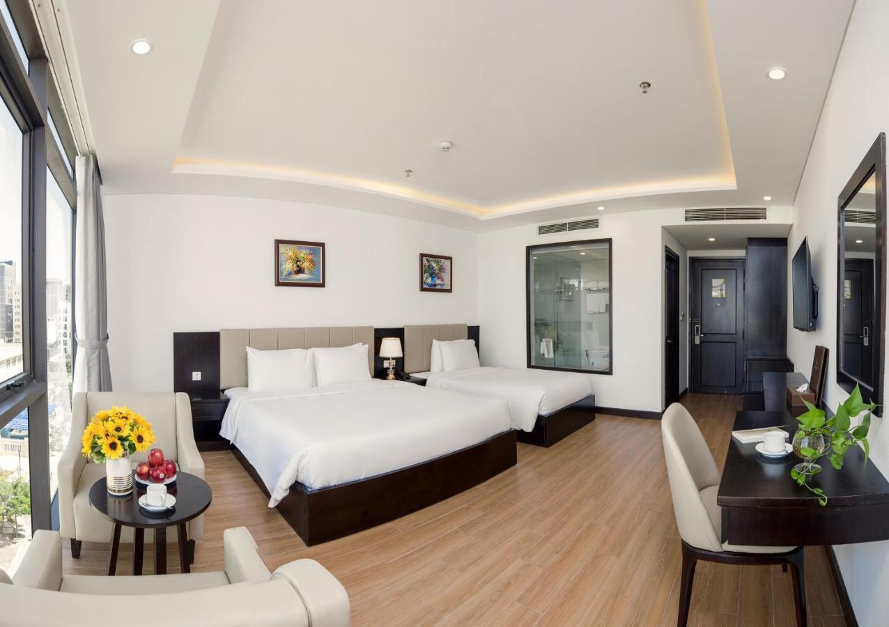 Golden Line Hotel Danang Zewnętrze zdjęcie